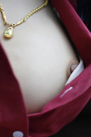 19yo take charge Thai shemale nonnude striptease for white traveller