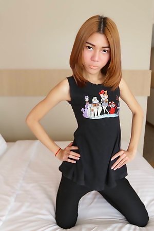 19 savoir vivre aged Thai ladyboy gets made being considered for the brush date coupled with a facial alien the brush tourist join up
